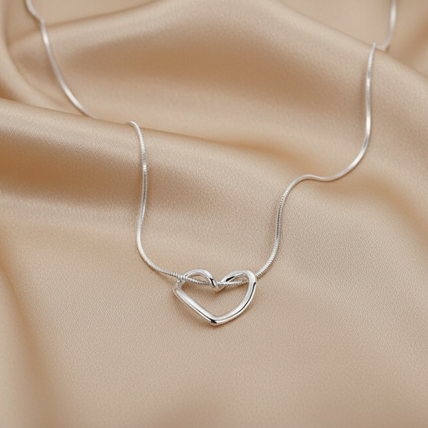 Hollow Heart Pendant Necklace | S925 Sterling Silver