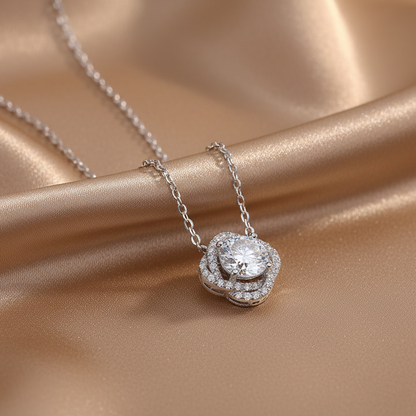 Lucky Flower Moissanite Pendant Necklace | S925 Silver Platinum-plated