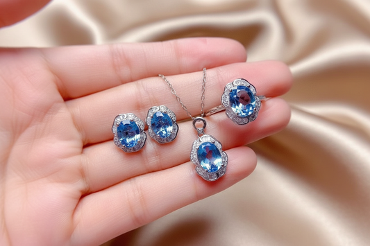 Blue Topaz Pendant Necklace | S925 Sterling Silver