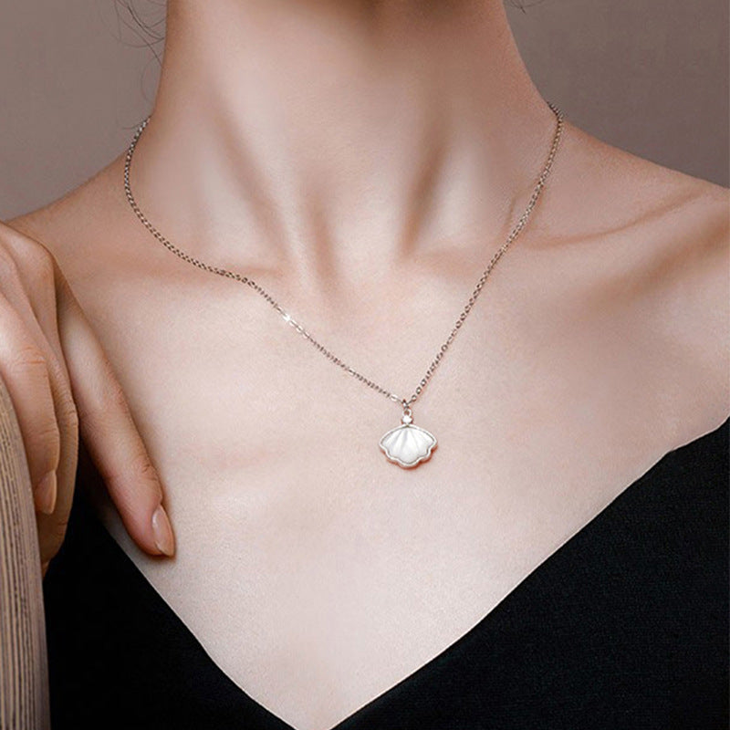 Mother-of-Pearl Shell Projection Necklace | S925 Sterling Silver