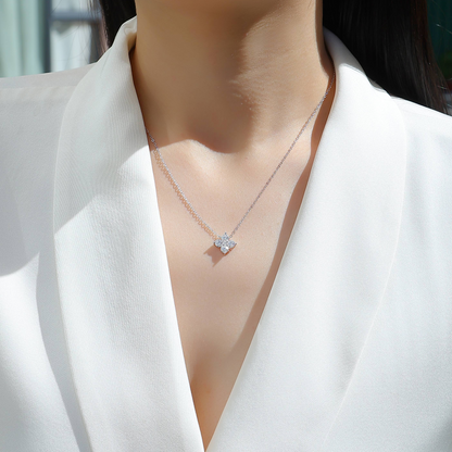 Lucky Four-Leaf Clover Moissanite Pendant Necklace | S925 Silver Platinum-plated