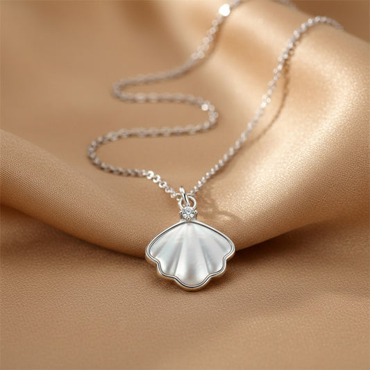 Mother-of-Pearl Shell Projection Necklace | S925 Sterling Silver