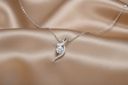 Four-Claw Diamond Necklace | 1 Carat Moissanite | S925 Sterling Silver